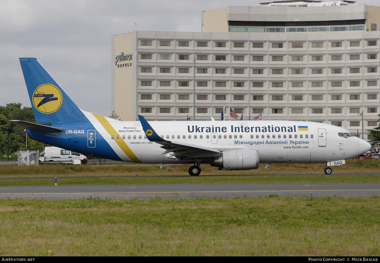 Aircraft Photo of UR-GAQ | Boeing 737-33R | Ukraine International Airlines | AirHistory.net #251352