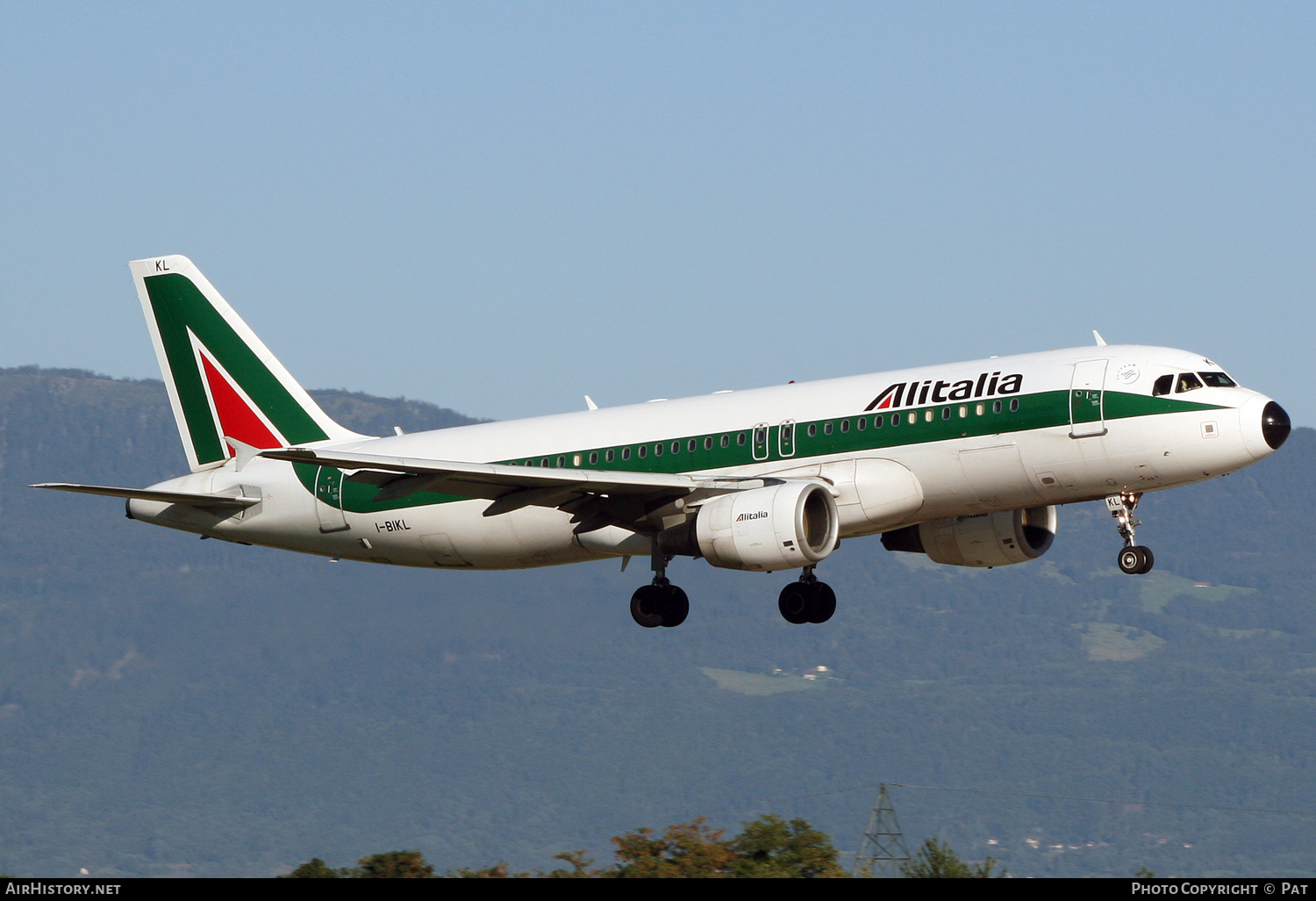 Aircraft Photo of I-BIKL | Airbus A320-214 | Alitalia | AirHistory.net #251356