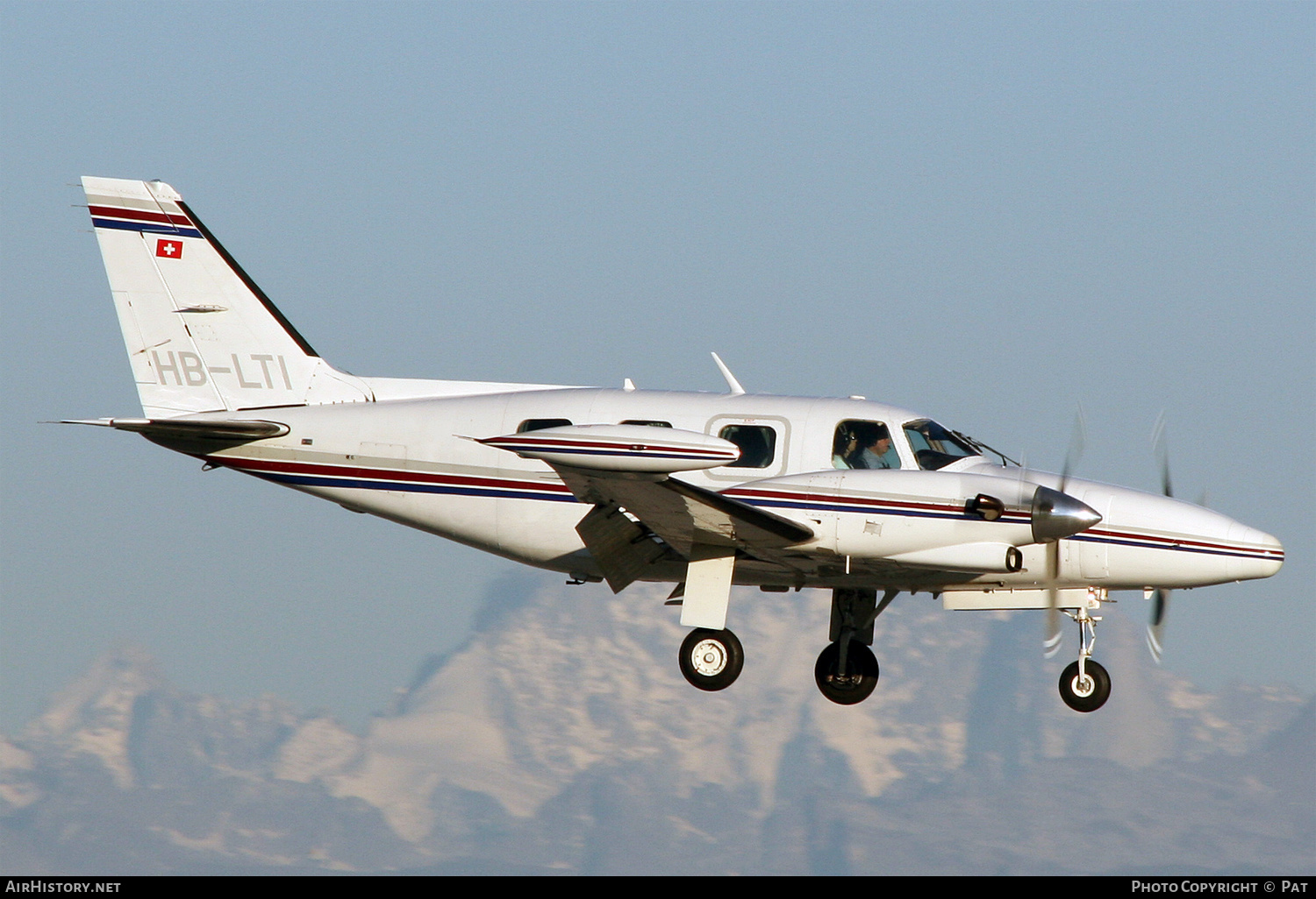 Aircraft Photo of HB-LTI | Piper PA-31T Cheyenne II | AirHistory.net #251399