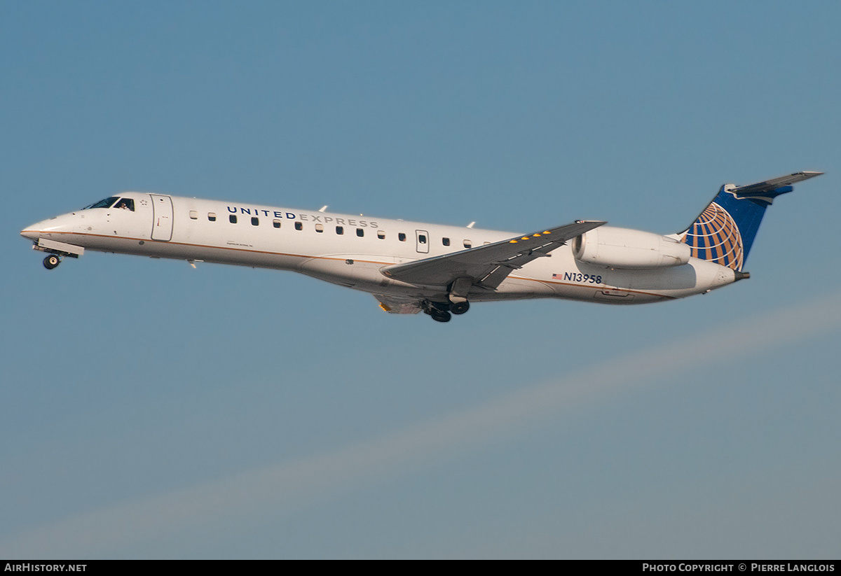 Aircraft Photo of N13958 | Embraer ERJ-145LR (EMB-145LR) | United Express | AirHistory.net #251627