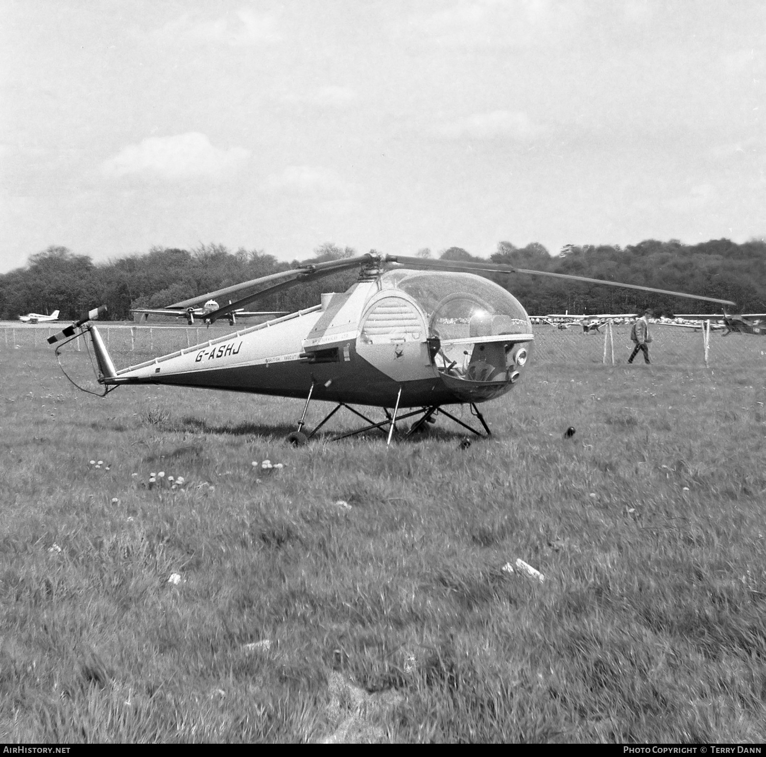 Aircraft Photo of G-ASHJ | Brantly B-2B | British Executive Air Services | AirHistory.net #251782