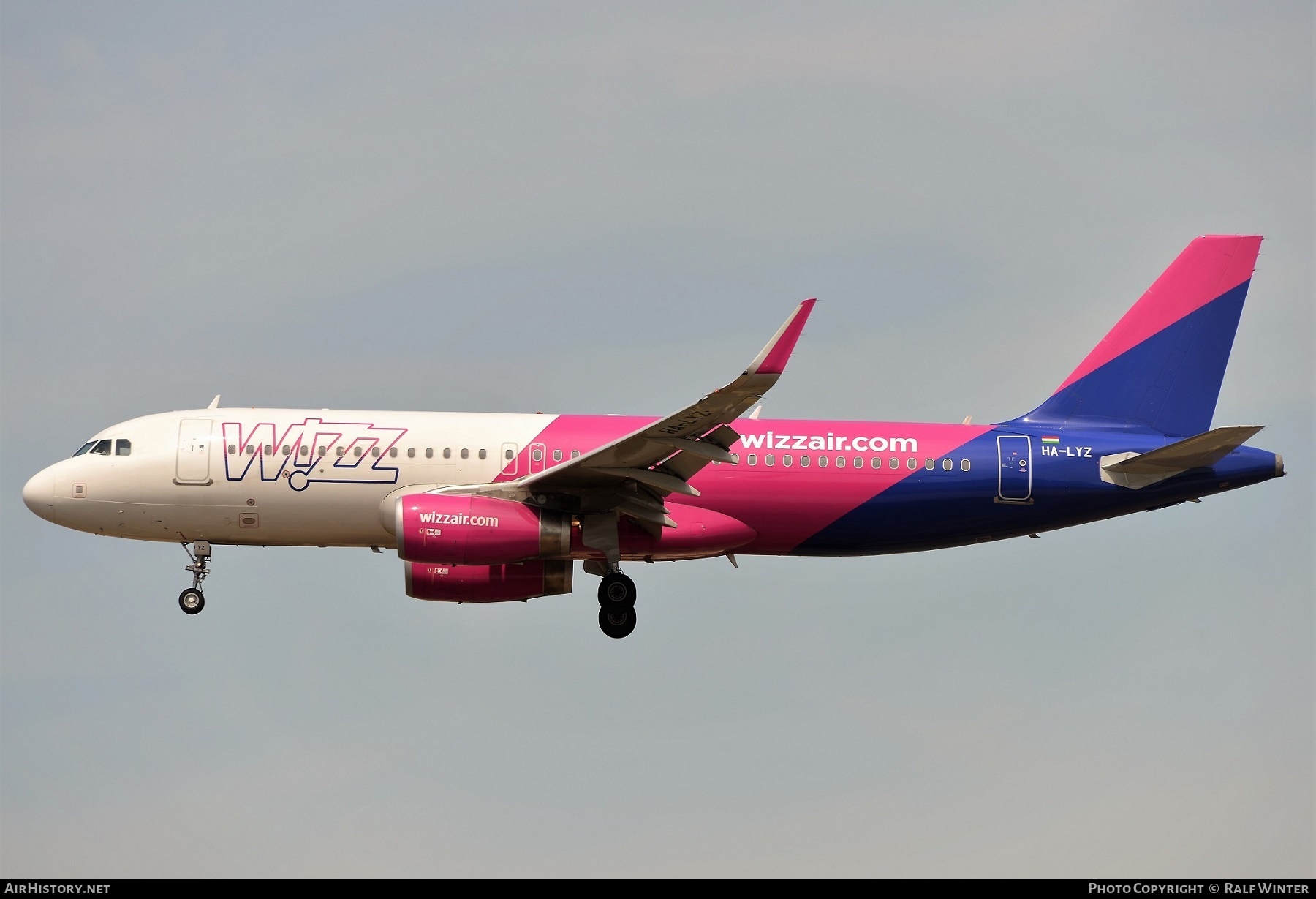 Aircraft Photo of HA-LYZ | Airbus A320-232 | Wizz Air | AirHistory.net #251798