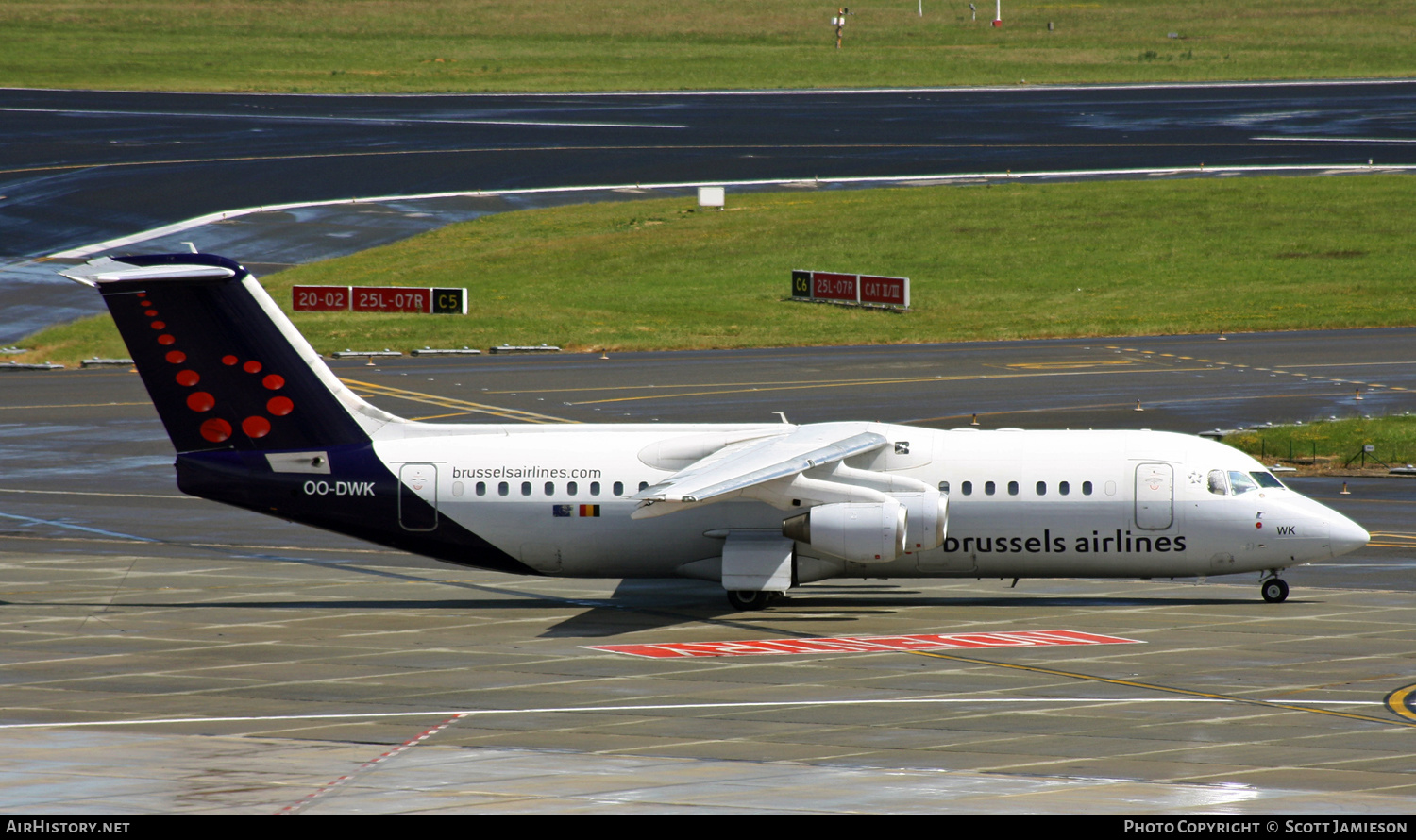 Aircraft Photo of OO-DWK | British Aerospace Avro 146-RJ100 | Brussels Airlines | AirHistory.net #251866
