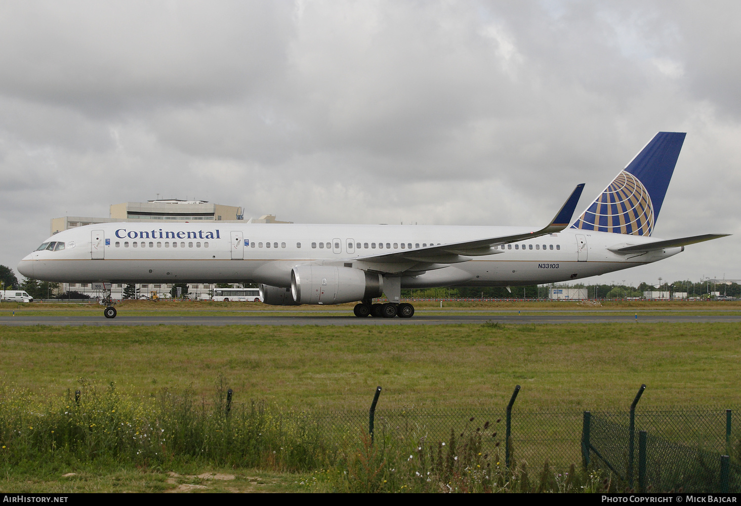 Aircraft Photo of N33103 | Boeing 757-224 | Continental Airlines | AirHistory.net #251878