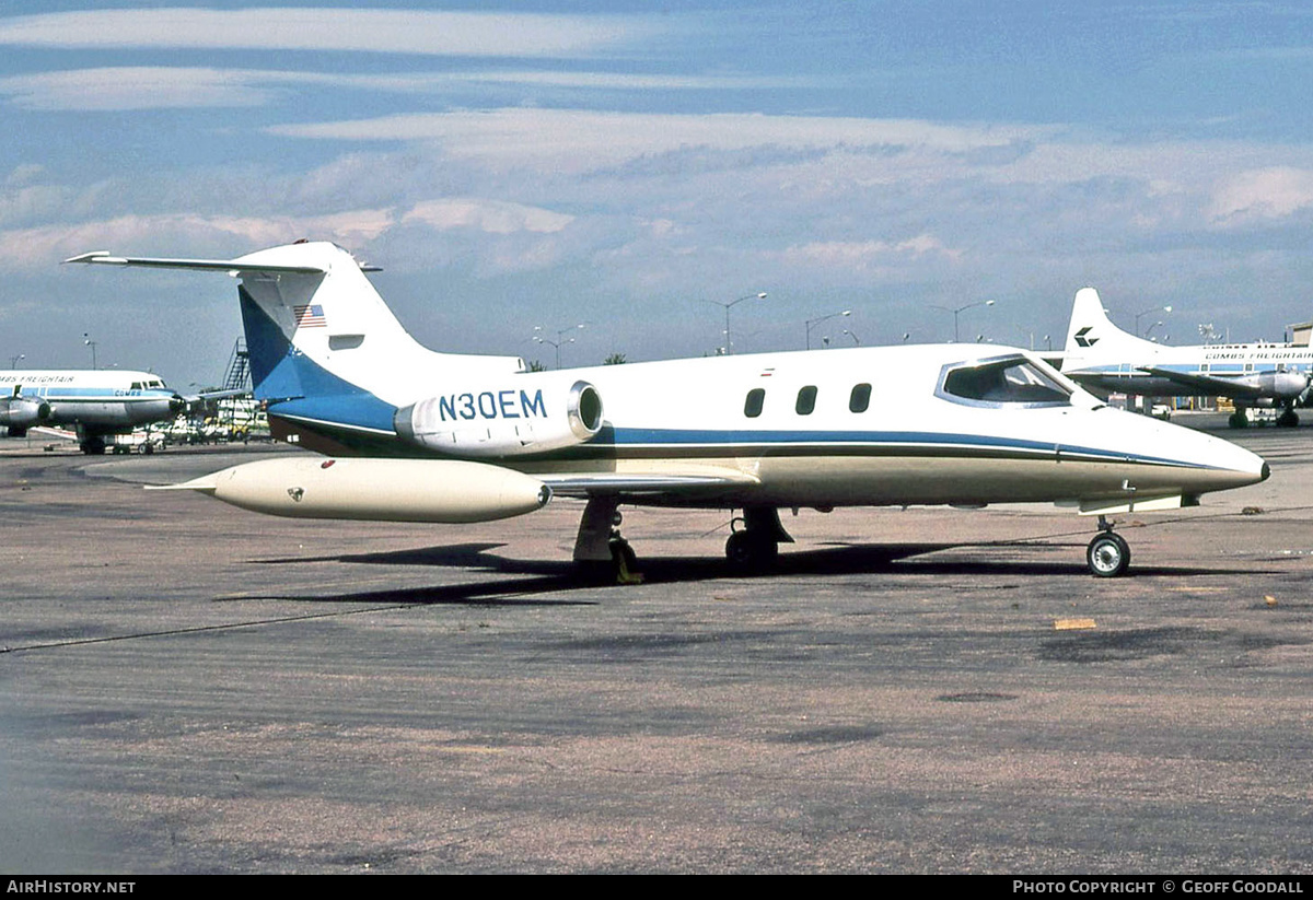 Aircraft Photo of N30EM | Gates Learjet 24E | AirHistory.net #251913