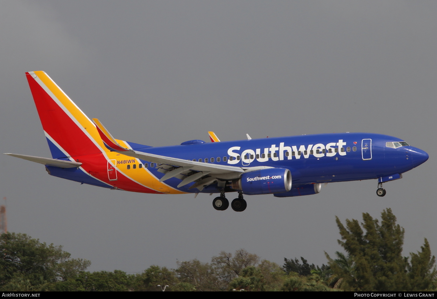 Aircraft Photo of N481WN | Boeing 737-7H4 | Southwest Airlines | AirHistory.net #251949