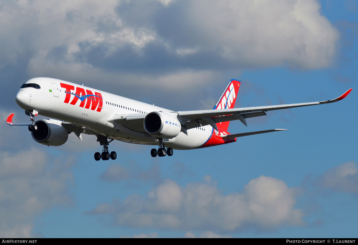 Aircraft Photo of F-WZFV | Airbus A350-941 | TAM Linhas Aéreas | AirHistory.net #252007