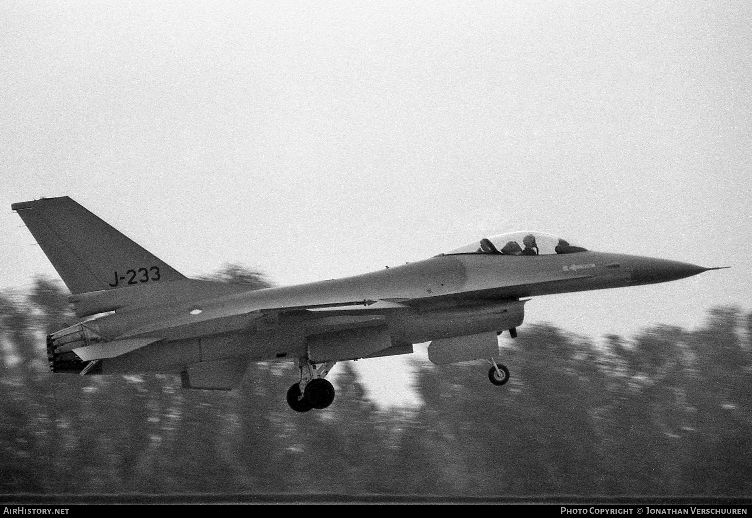 Aircraft Photo of J-233 | General Dynamics F-16A Fighting Falcon | Netherlands - Air Force | AirHistory.net #252105