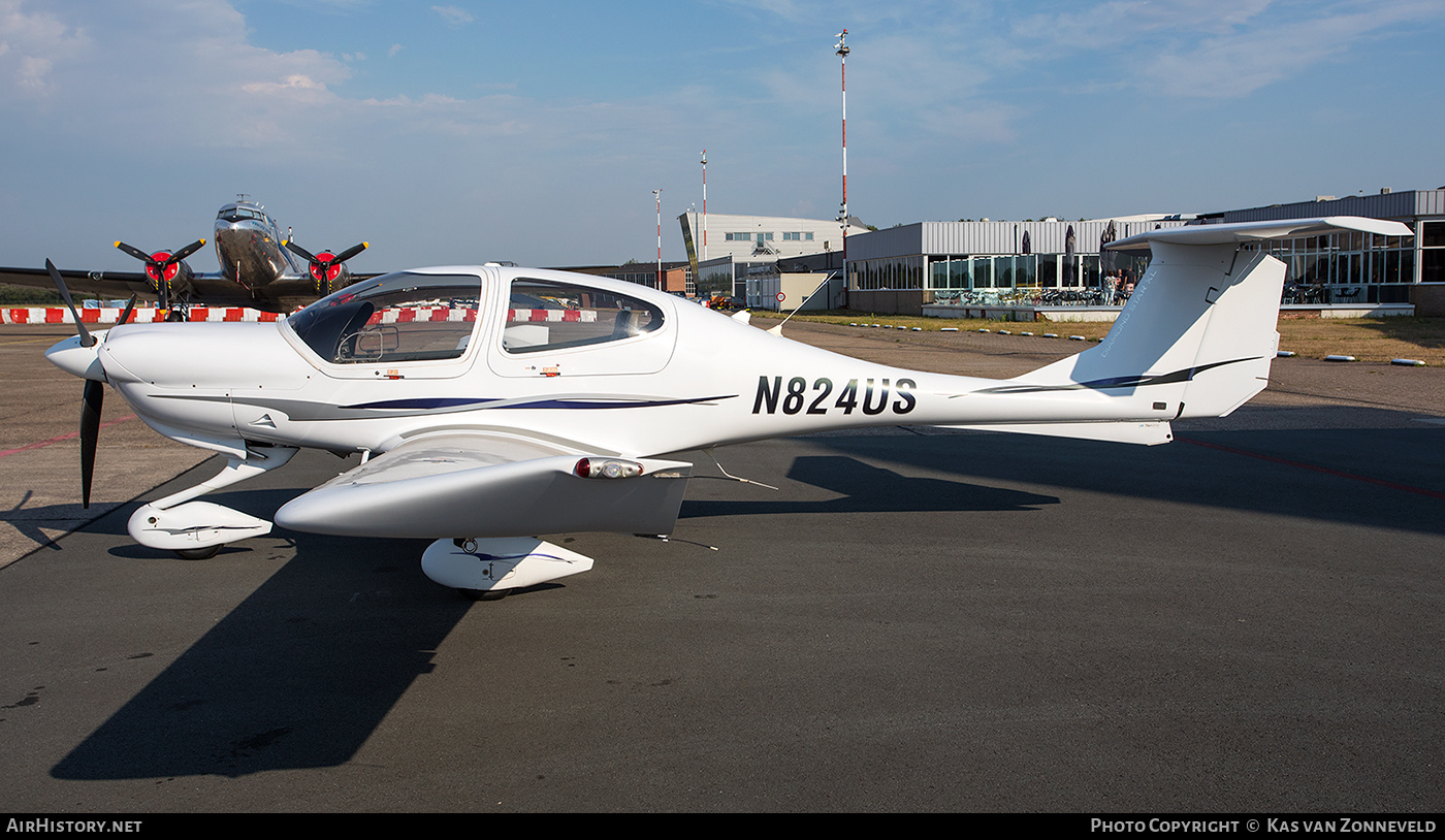 Aircraft Photo of N824US | Diamond DA40 Diamond Star | AirHistory.net #252133