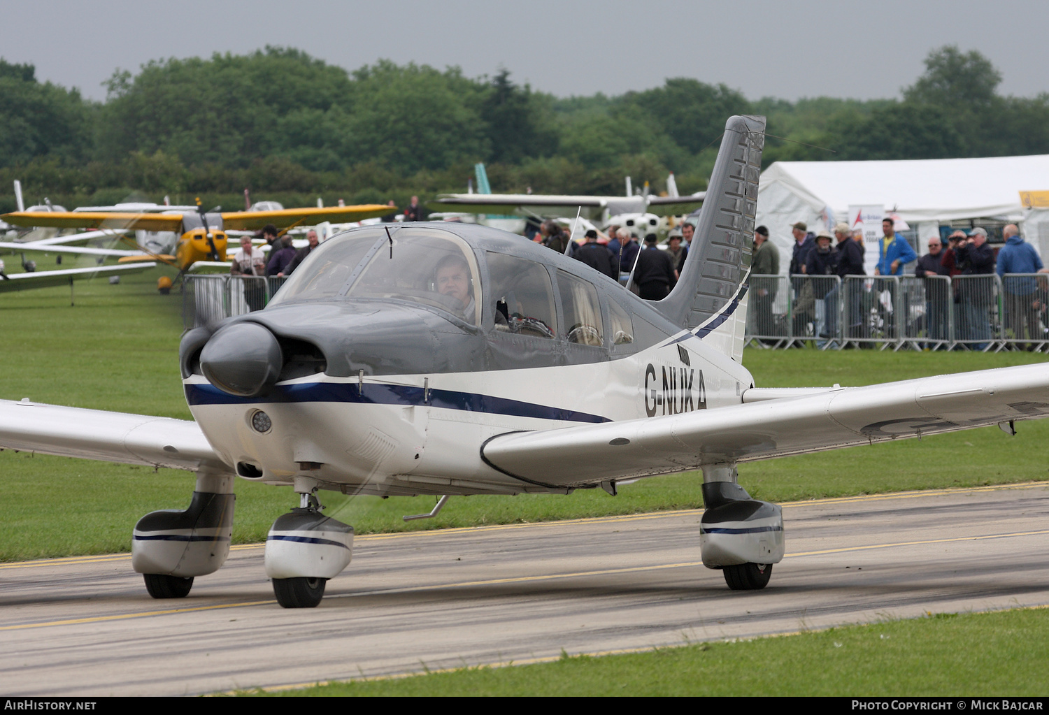 Aircraft Photo of G-NUKA | Piper PA-28-181 Archer II | AirHistory.net #252447