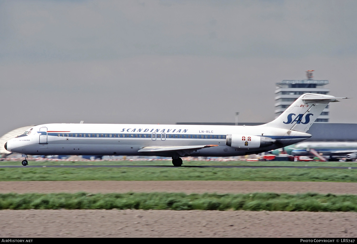 Aircraft Photo of LN-RLC | McDonnell Douglas DC-9-41 | Scandinavian Airlines - SAS | AirHistory.net #252552