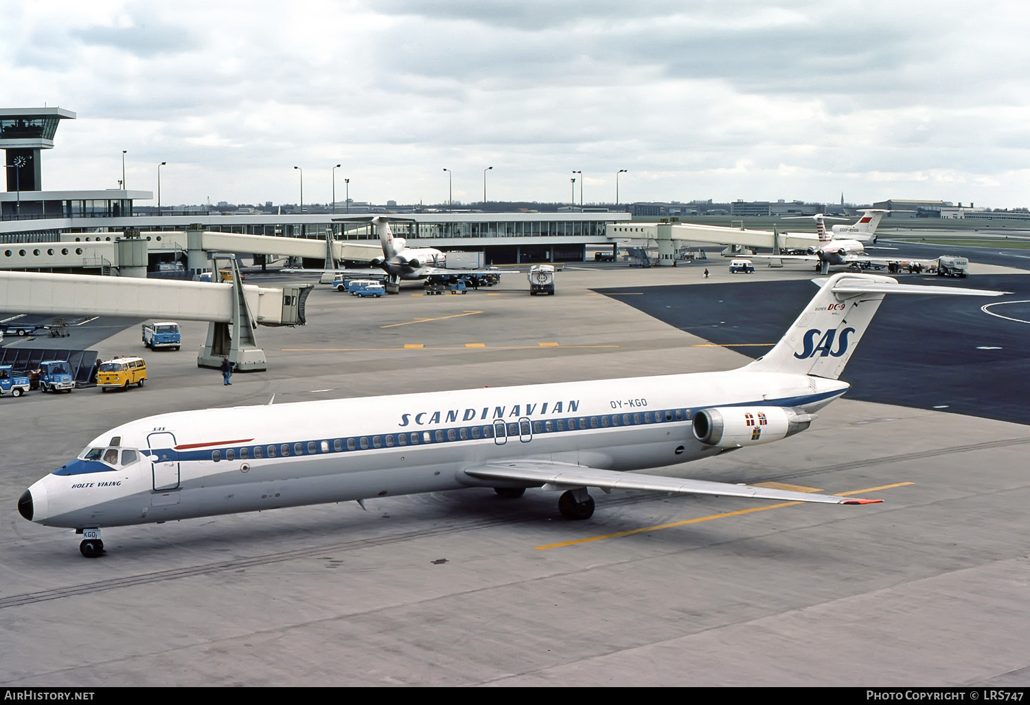 Aircraft Photo of OY-KGO | McDonnell Douglas DC-9-41 | Scandinavian Airlines - SAS | AirHistory.net #252673