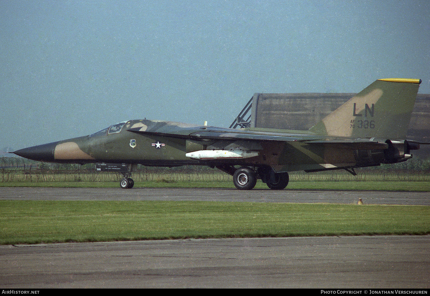 Aircraft Photo of 70-2386 / AF70-386 | General Dynamics F-111F Aardvark | USA - Air Force | AirHistory.net #252728