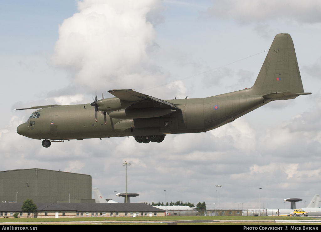 Aircraft Photo of XV294 | Lockheed C-130K Hercules C3P (L-382) | UK - Air Force | AirHistory.net #252821