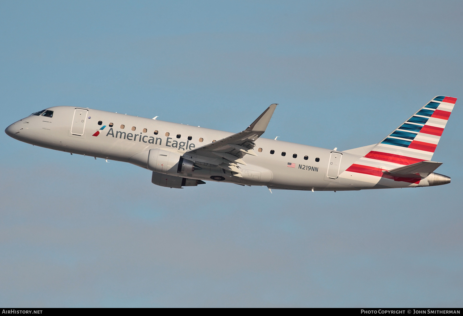 Aircraft Photo of N219NN | Embraer 170LR (ERJ-170-100LR) | American Eagle | AirHistory.net #252893