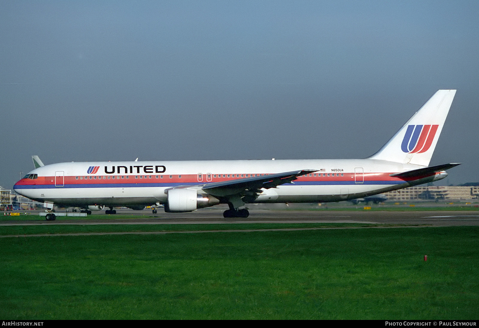 Aircraft Photo of N650UA | Boeing 767-322/ER | United Airlines | AirHistory.net #252978
