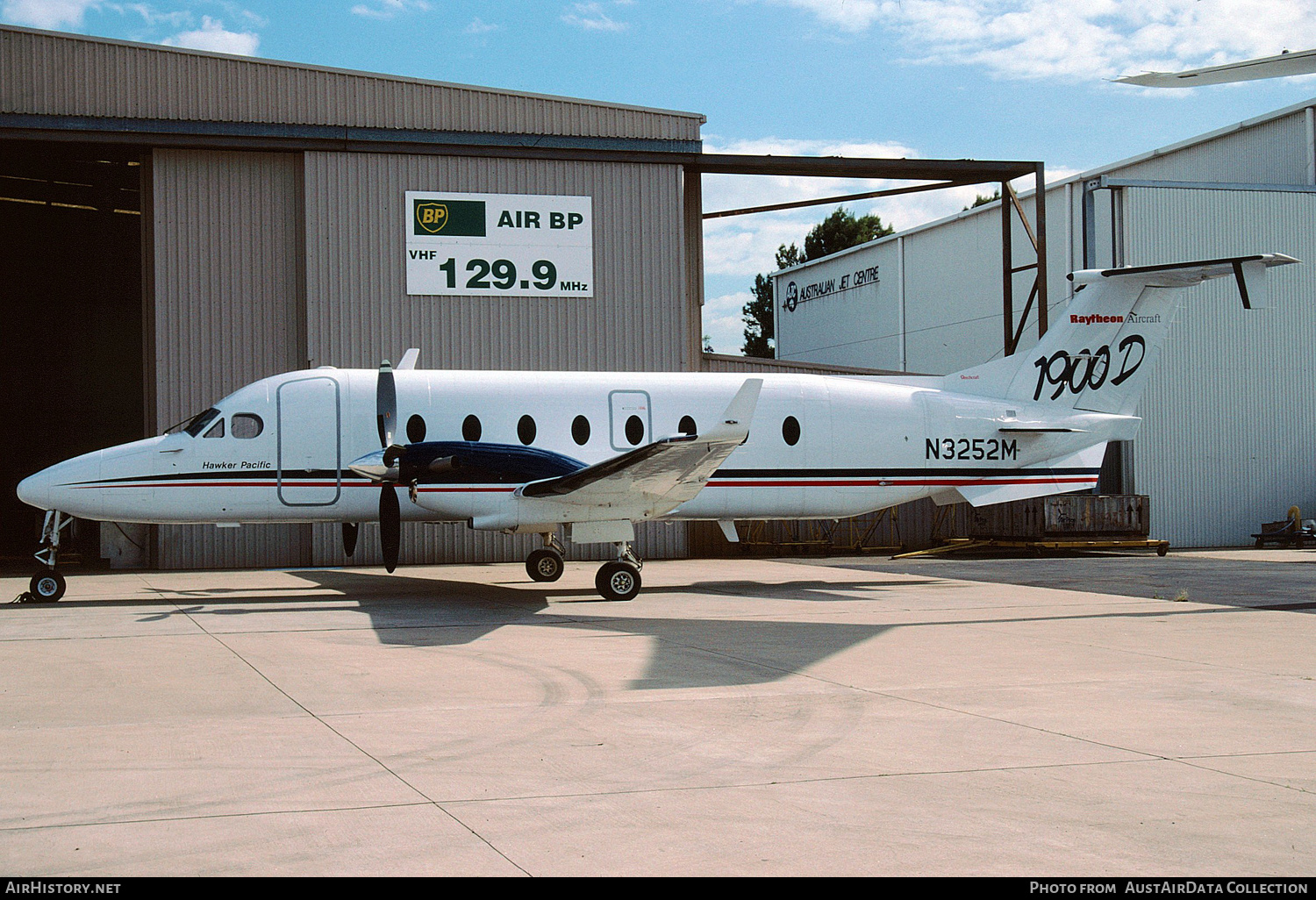 Aircraft Photo of N3252M | Raytheon 1900D | AirHistory.net #253057