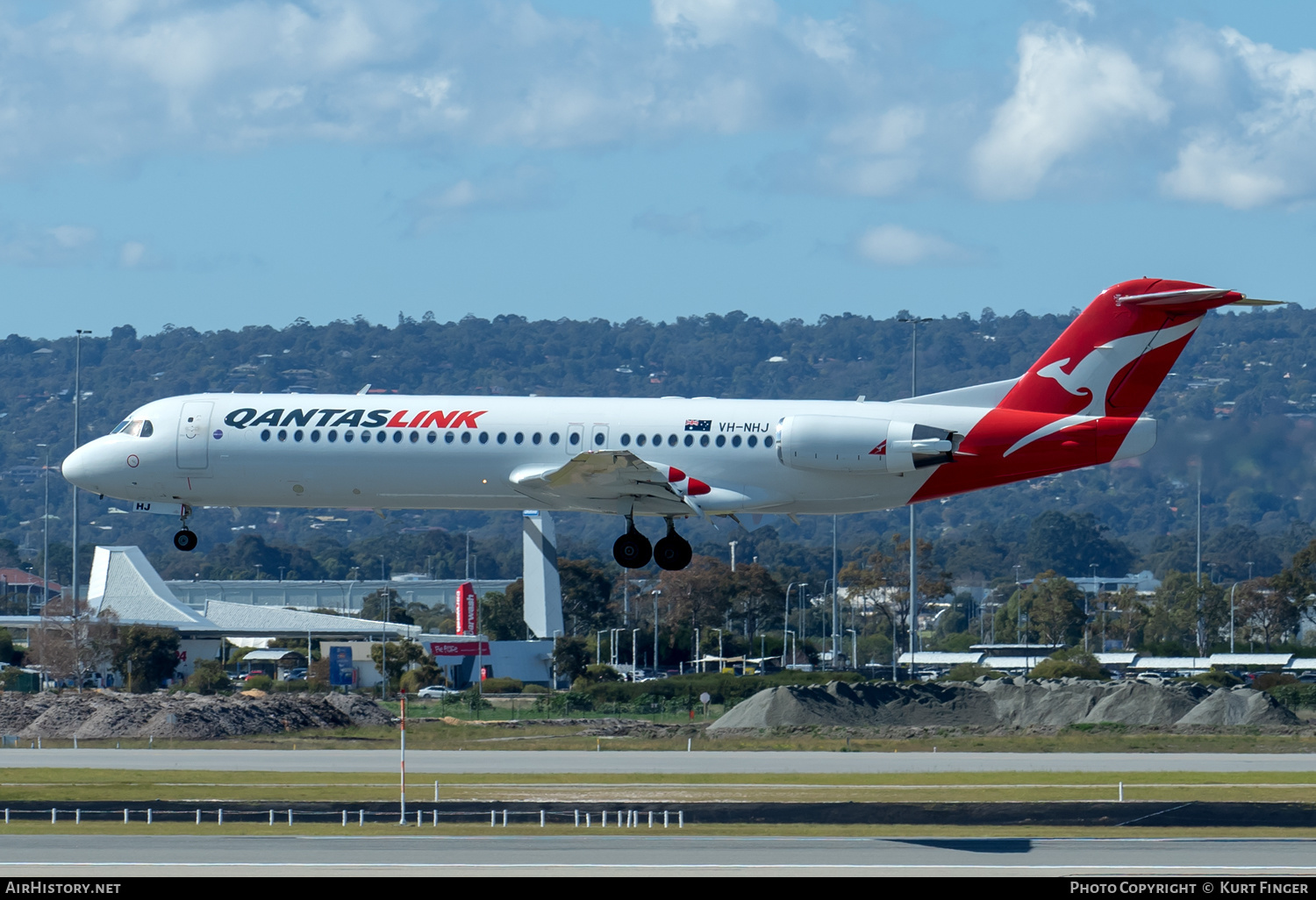 Aircraft Photo of VH-NHJ | Fokker 100 (F28-0100) | QantasLink | AirHistory.net #253167