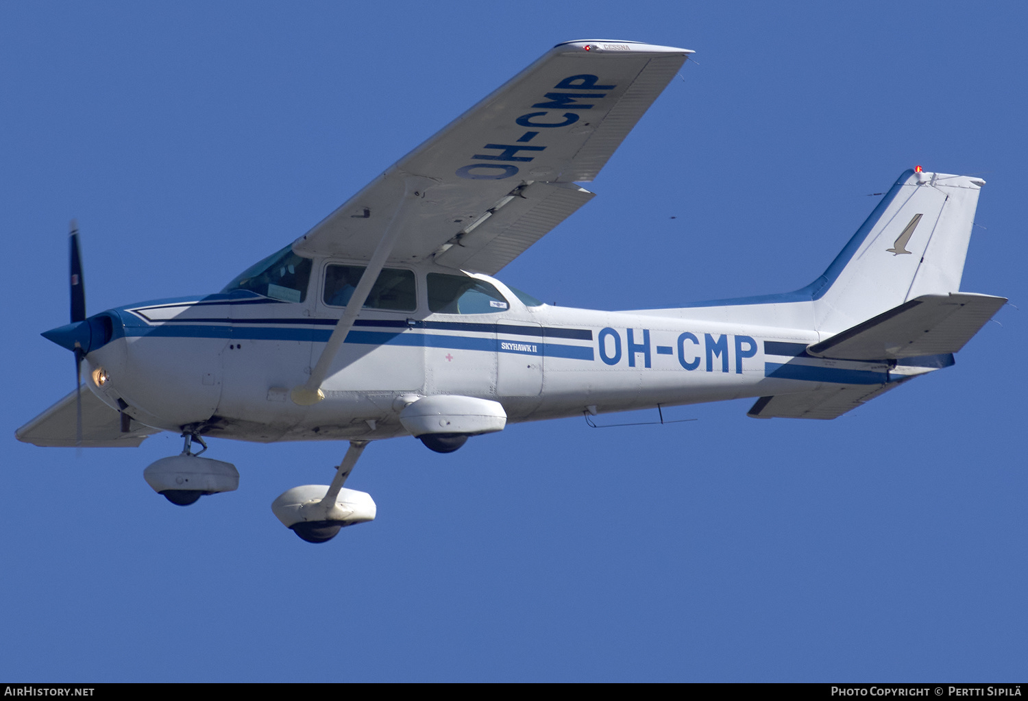 Aircraft Photo of OH-CMP | Cessna 172P Skyhawk II | AirHistory.net #253218