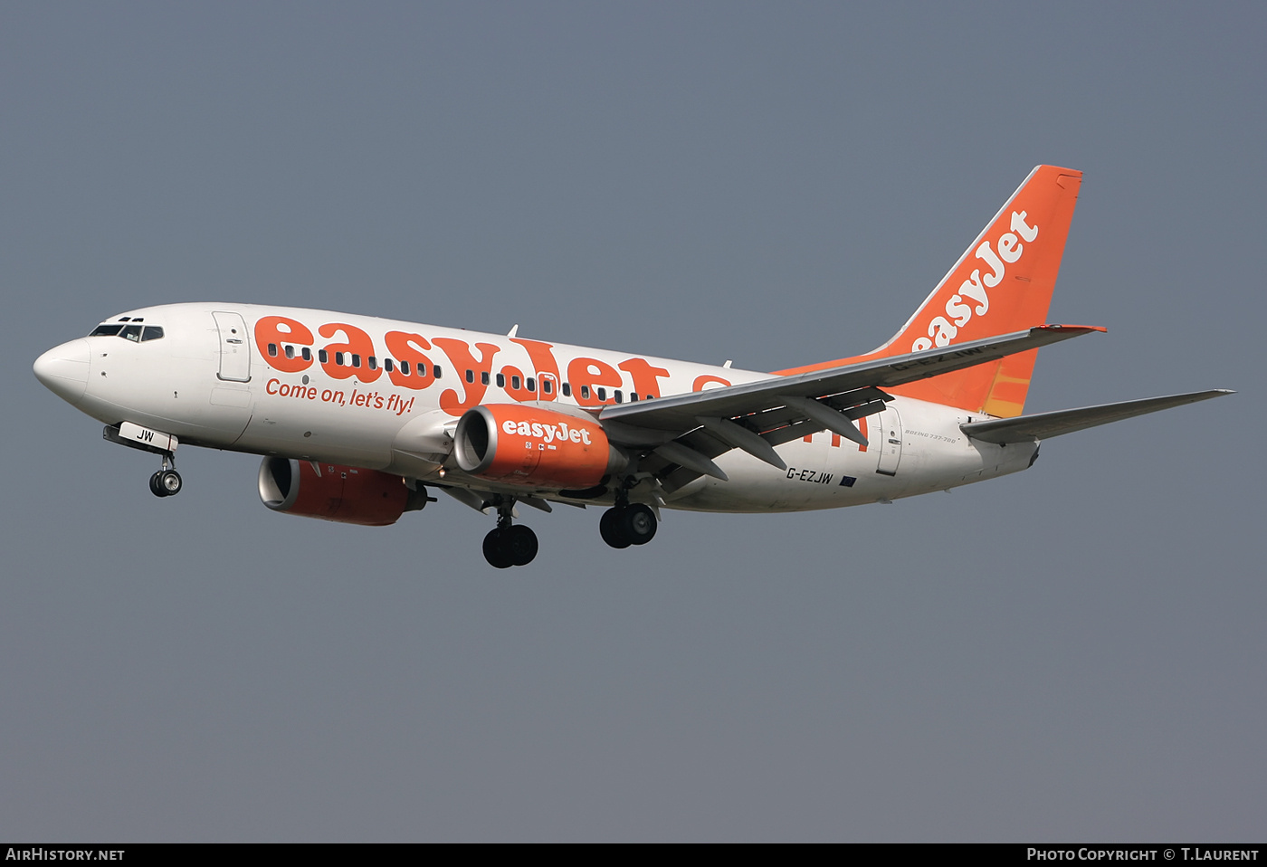 Aircraft Photo of G-EZJW | Boeing 737-73V | EasyJet | AirHistory.net #253238