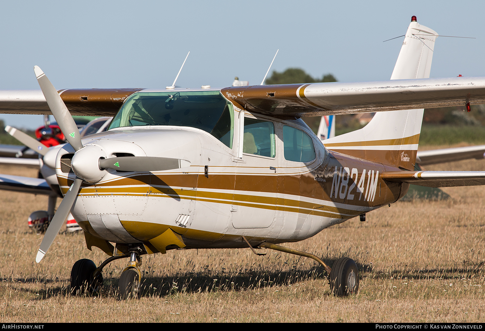 Aircraft Photo of N8241M | Cessna 210K Centurion | AirHistory.net #253245