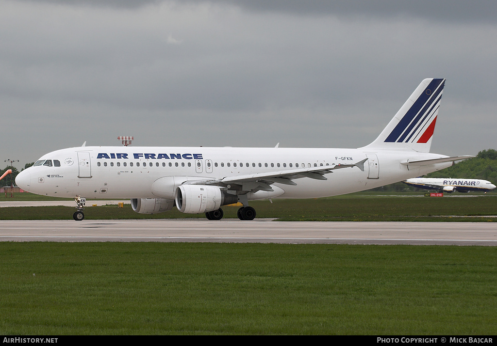Aircraft Photo of F-GFKN | Airbus A320-211 | Air France | AirHistory.net #253261