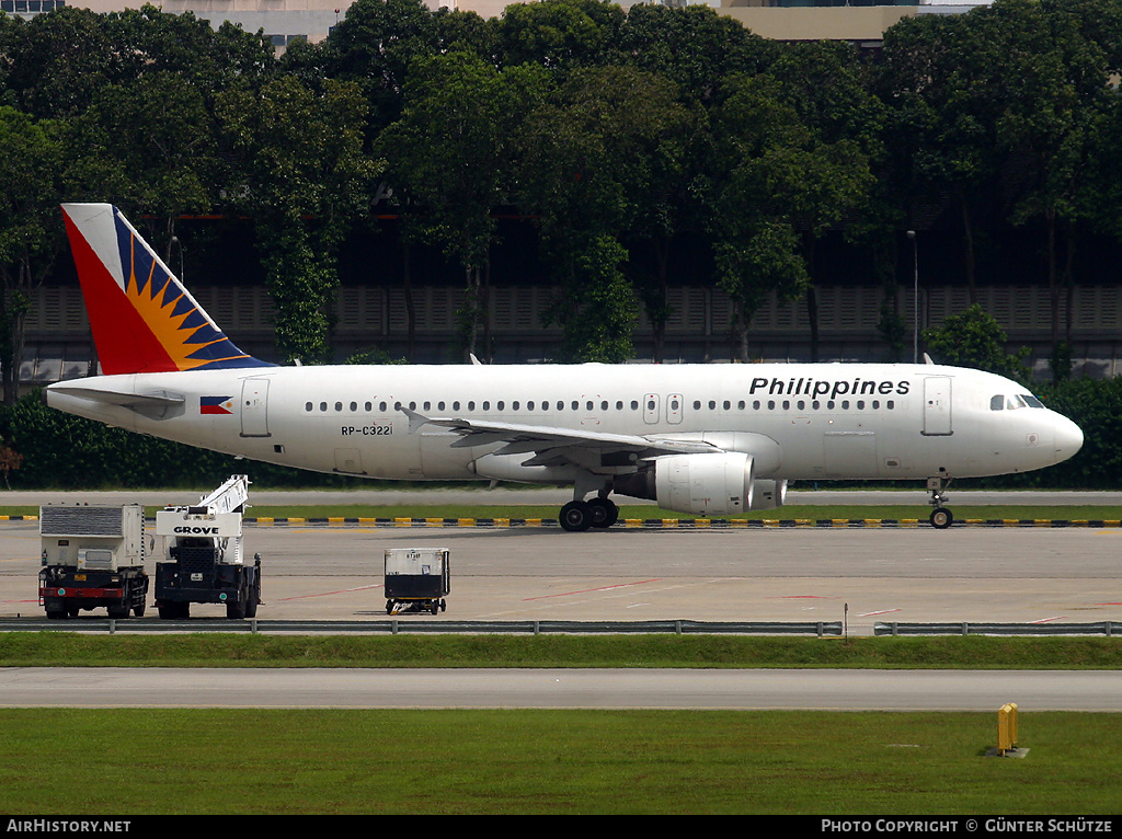 Aircraft Photo of RP-C3221 | Airbus A320-214 | Philippine Airlines | AirHistory.net #253335