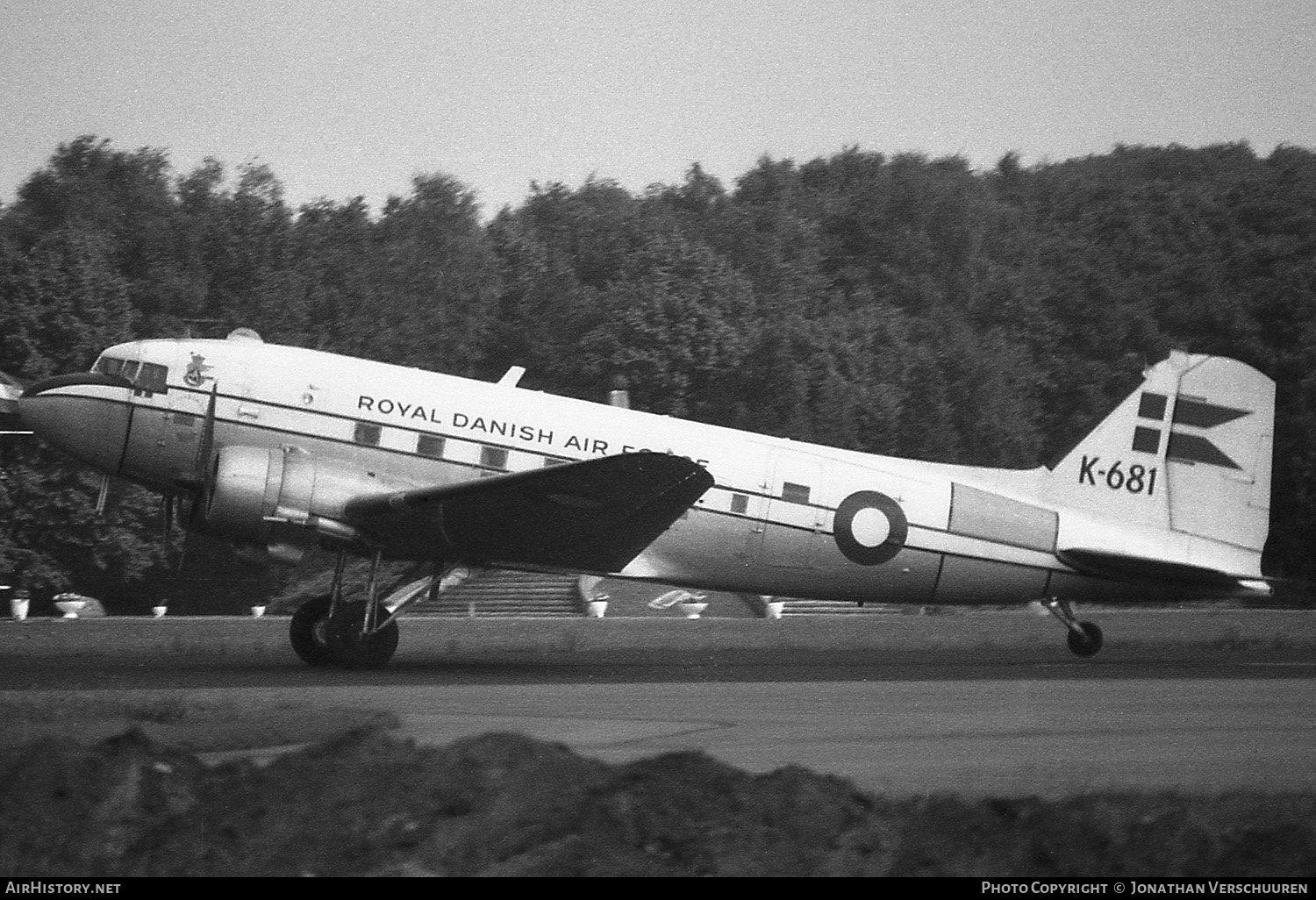 Aircraft Photo of K-681 | Douglas C-47A Skytrain | Denmark - Air Force | AirHistory.net #253464