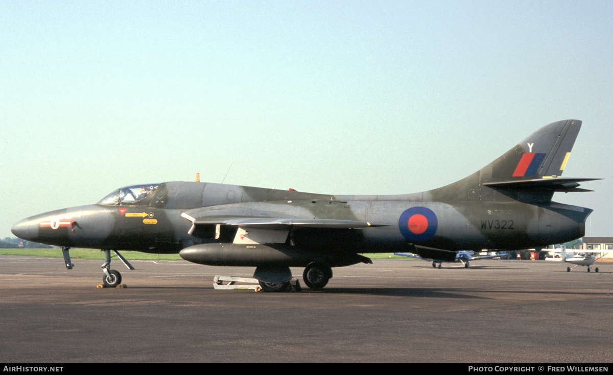 Aircraft Photo of G-BZSE / WV322 | Hawker Hunter T8B | UK - Air Force | AirHistory.net #253488