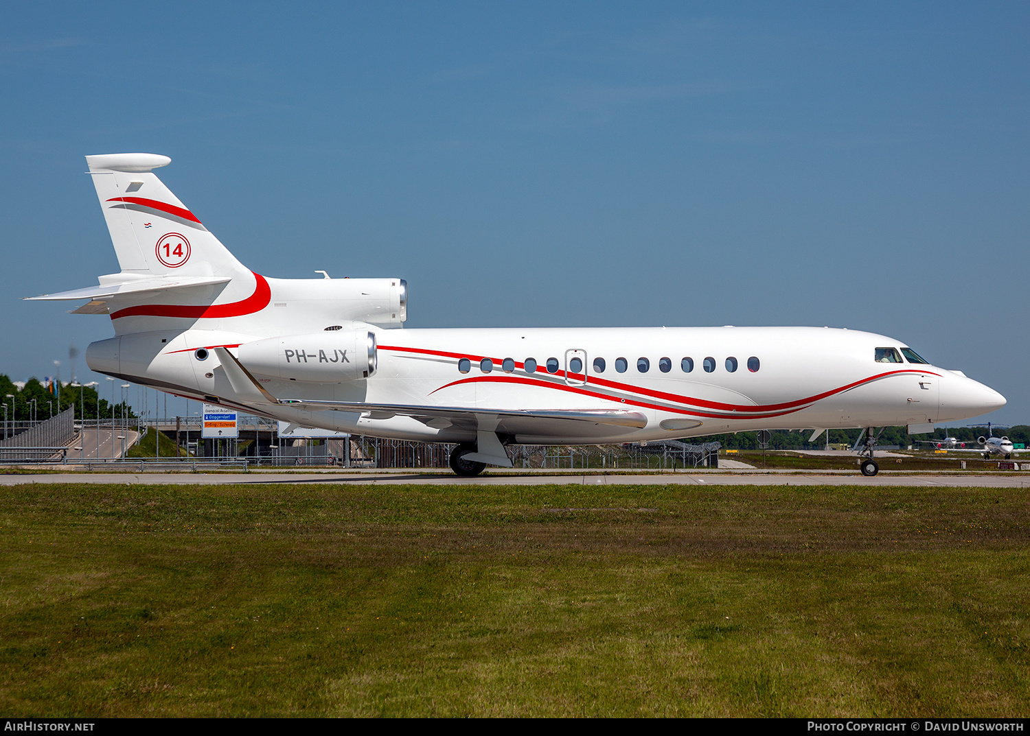 Aircraft Photo of PH-AJX | Dassault Falcon 7X | AirHistory.net #253635