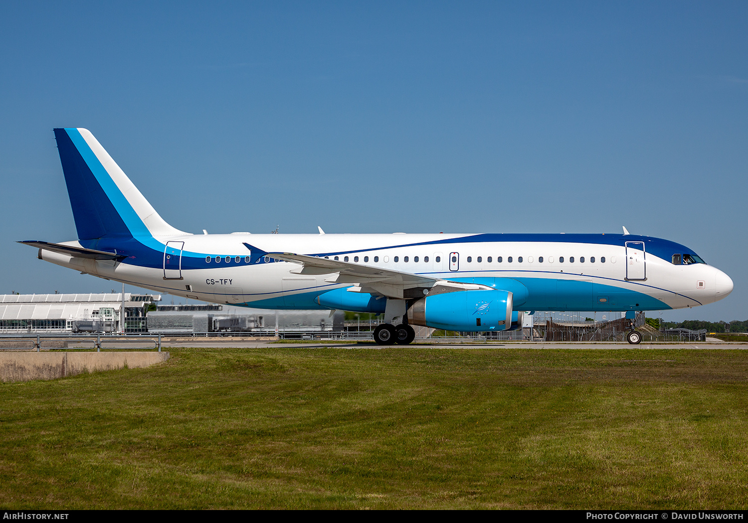 Aircraft Photo of CS-TFY | Airbus ACJ320 (A320-232/CJ) | MasterJet | AirHistory.net #253638