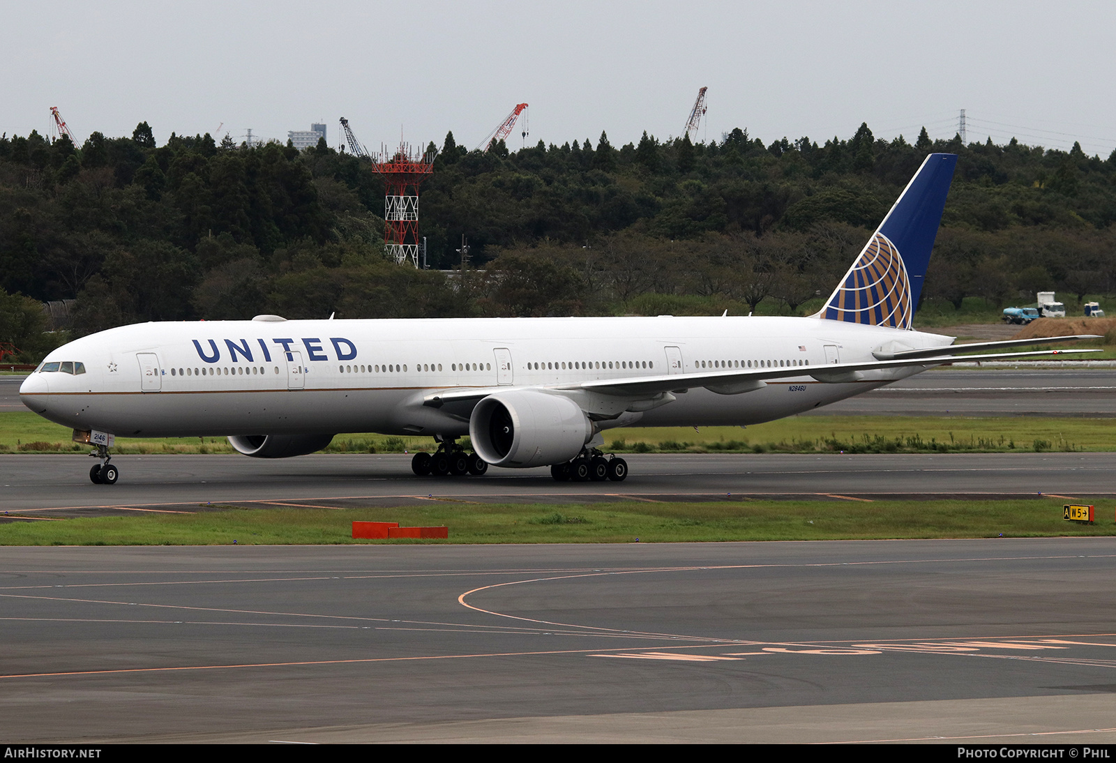 Aircraft Photo of N2846U | Boeing 777-300/ER | United Airlines | AirHistory.net #253721