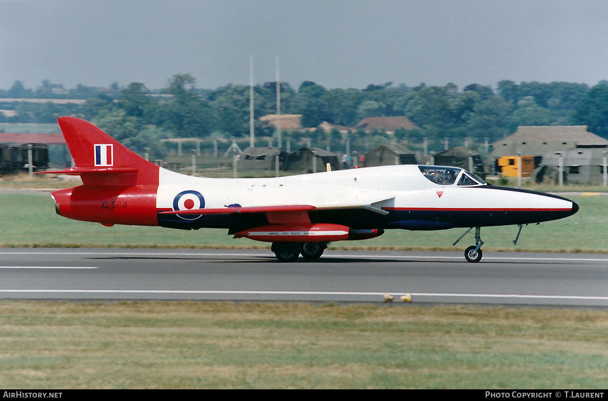 Aircraft Photo of XL564 | Hawker Hunter T7 | UK - Air Force | AirHistory.net #253742