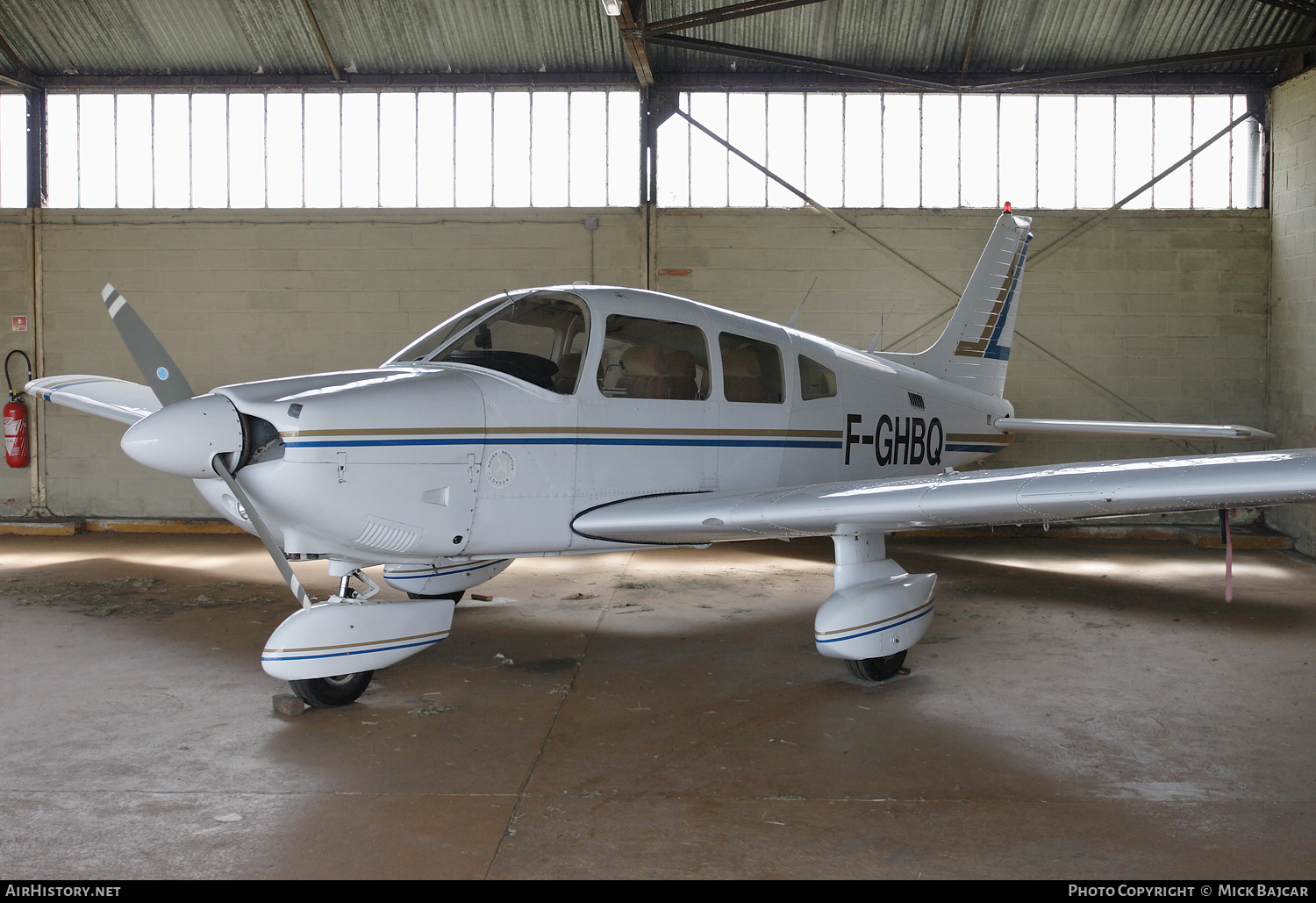 Aircraft Photo of F-GHBQ | Piper PA-28-181 Cherokee Archer II | AirHistory.net #253775