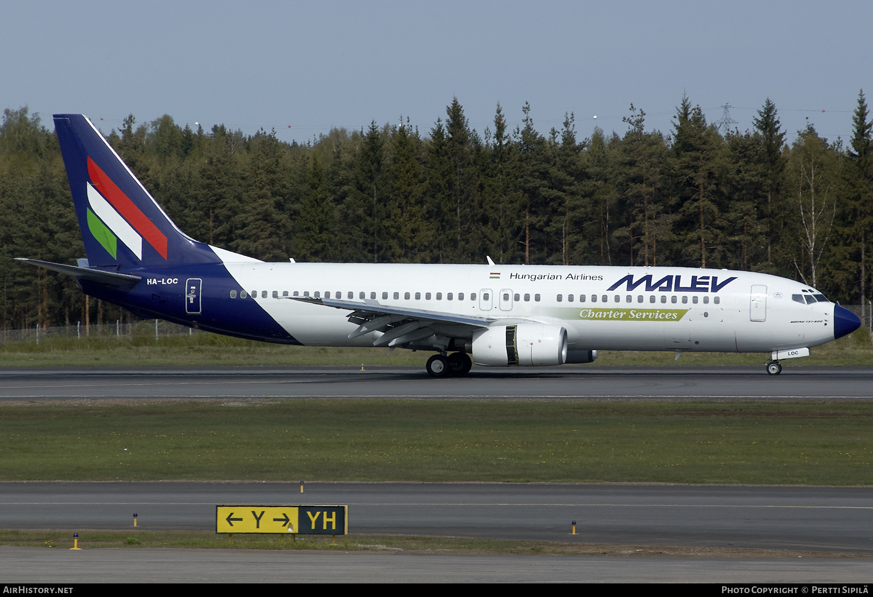 Aircraft Photo of HA-LOC | Boeing 737-8Q8 | Malev - Hungarian Airlines Charter Services | AirHistory.net #253798