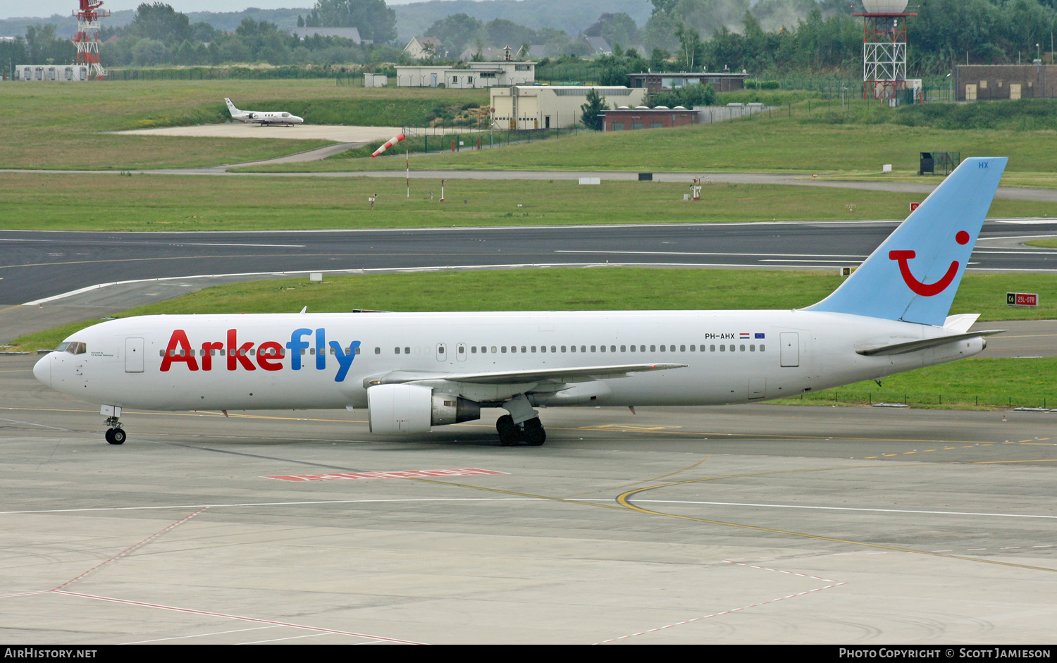 Aircraft Photo of PH-AHX | Boeing 767-383/ER | ArkeFly | AirHistory.net #253813