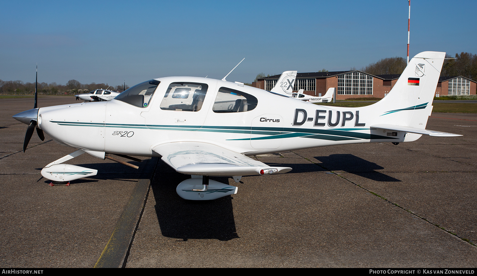 Aircraft Photo of D-EUPL | Cirrus SR-20 G1 | AirHistory.net #253841