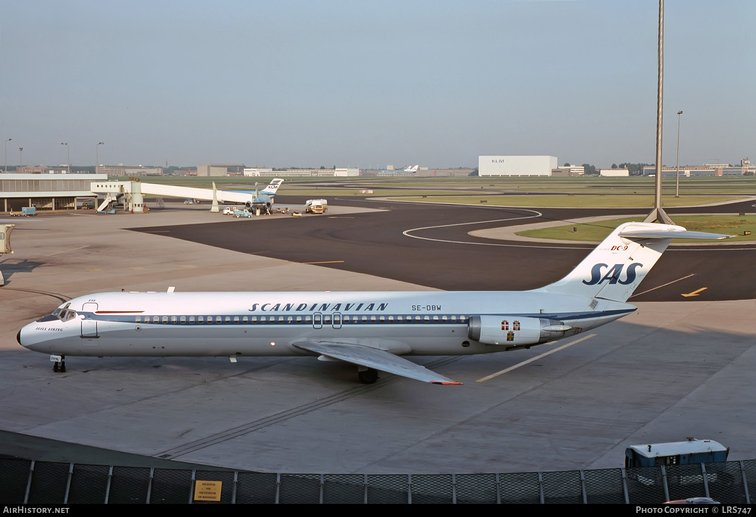 Aircraft Photo of SE-DBW | McDonnell Douglas DC-9-41 | Scandinavian Airlines - SAS | AirHistory.net #253948