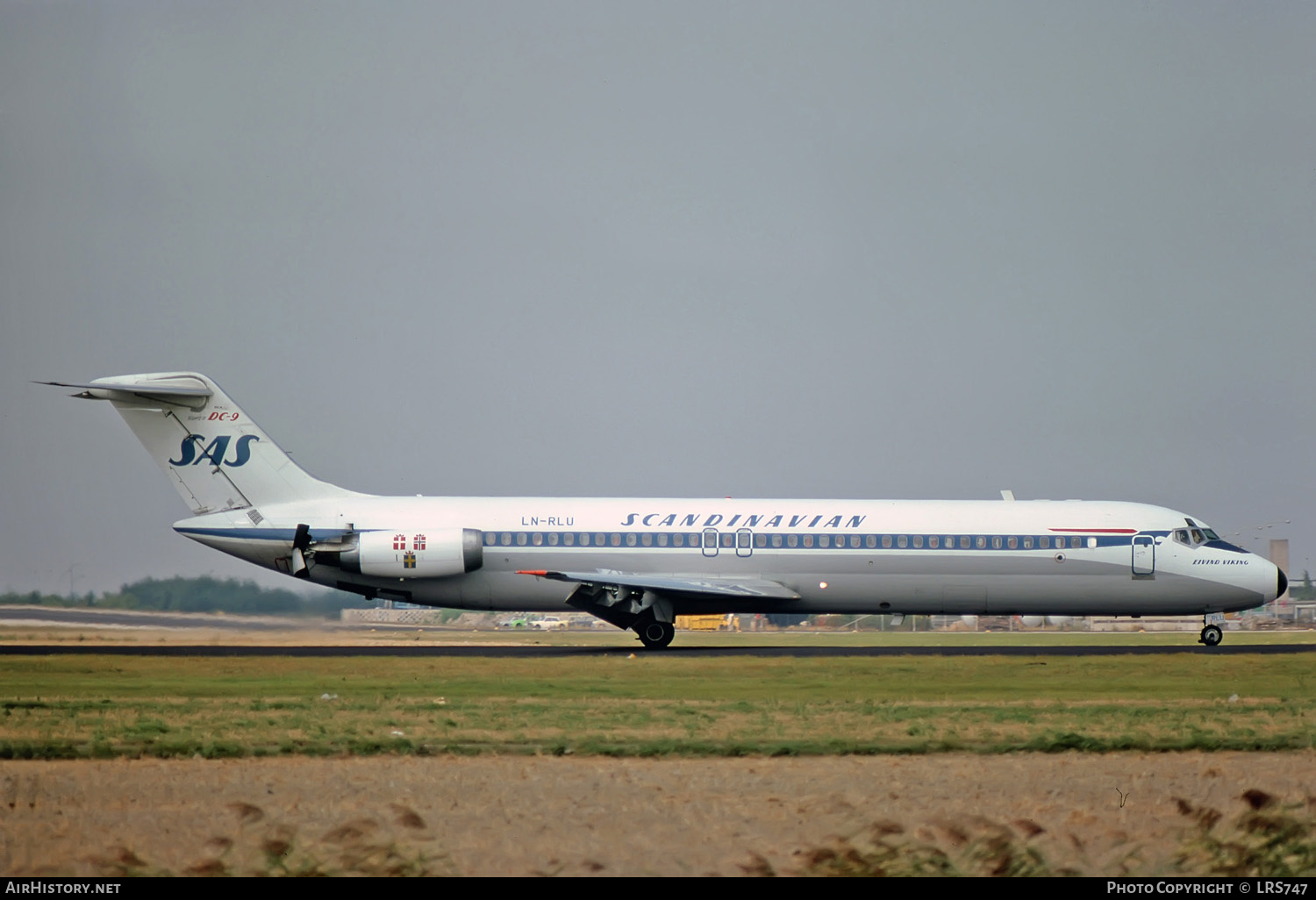 Aircraft Photo of LN-RLU | McDonnell Douglas DC-9-41 | Scandinavian Airlines - SAS | AirHistory.net #253973