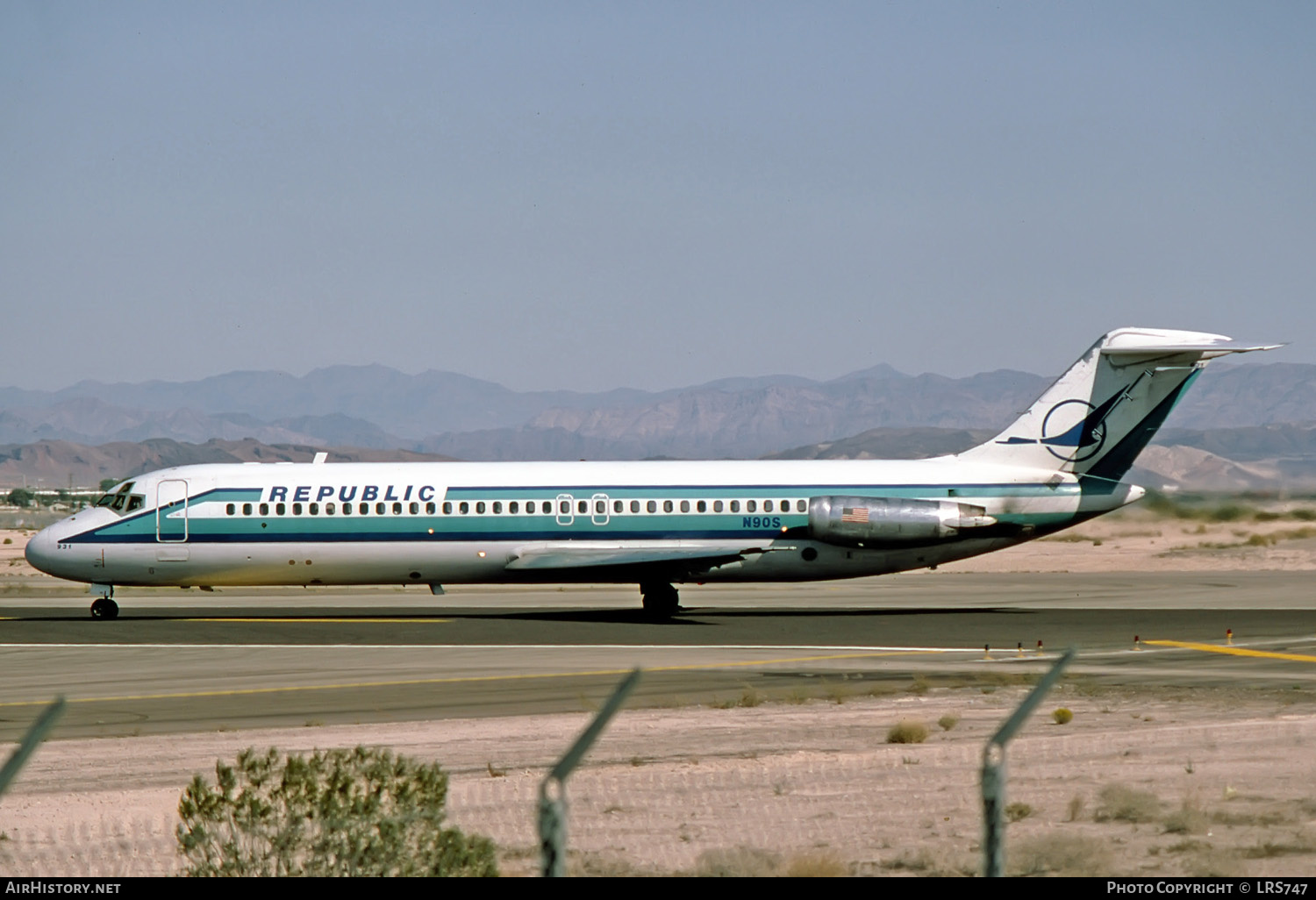 Aircraft Photo of N90S | McDonnell Douglas DC-9-31 | Republic Airlines | AirHistory.net #253976