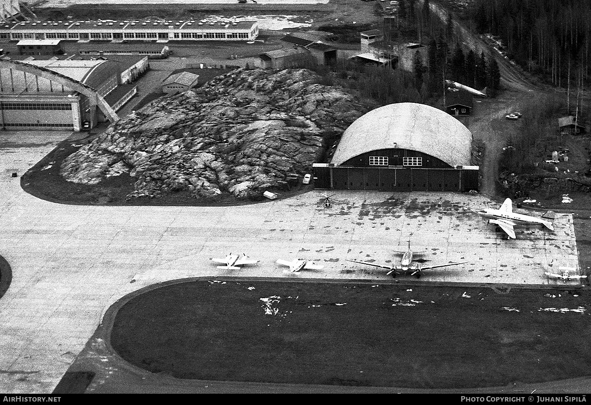 Airport photo of Helsinki - Vantaa (EFHK / HEL) in Finland | AirHistory.net #254062