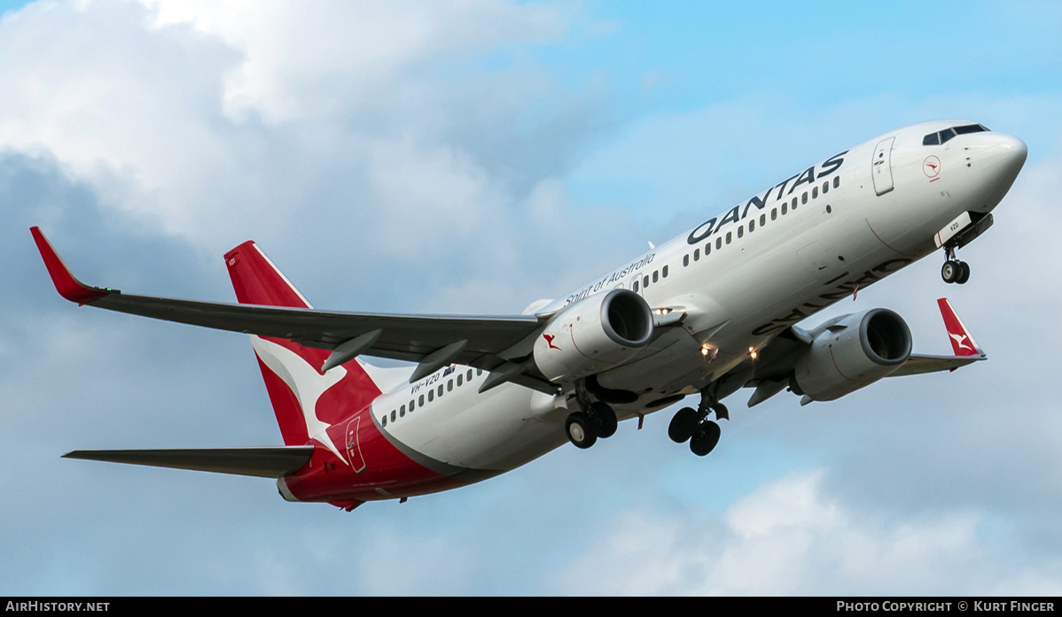 Aircraft Photo of VH-VZO | Boeing 737-838 | Qantas | AirHistory.net #254334