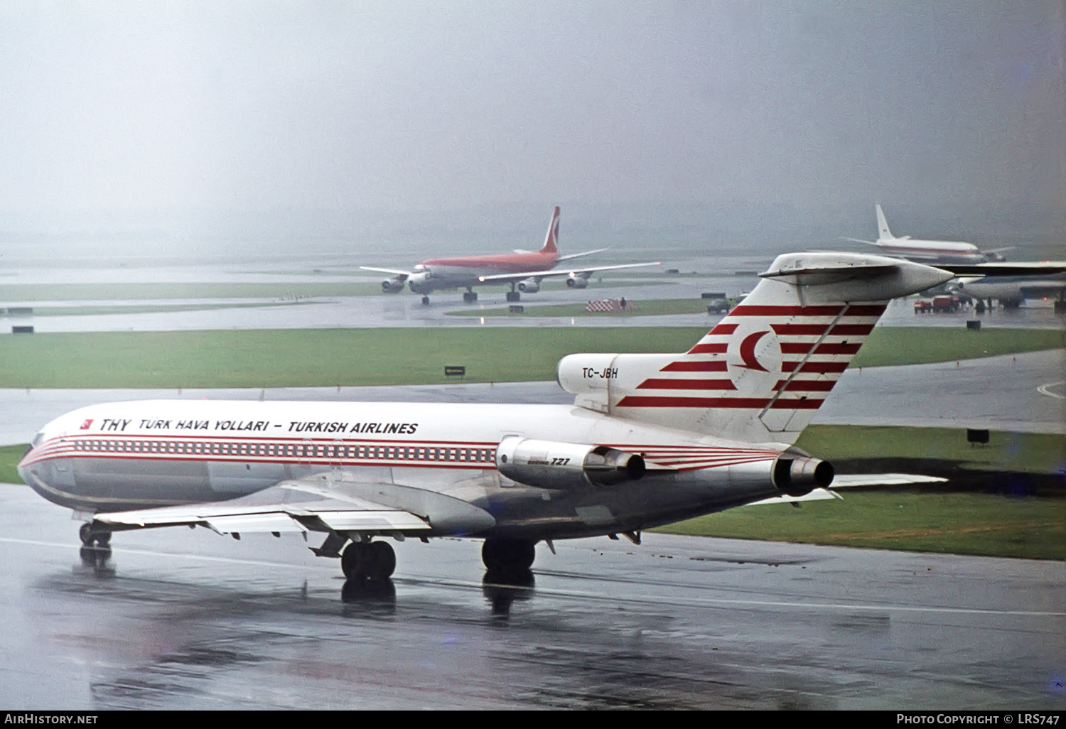 Aircraft Photo of TC-JBH | Boeing 727-2F2/Adv | THY Türk Hava Yolları - Turkish Airlines | AirHistory.net #254364