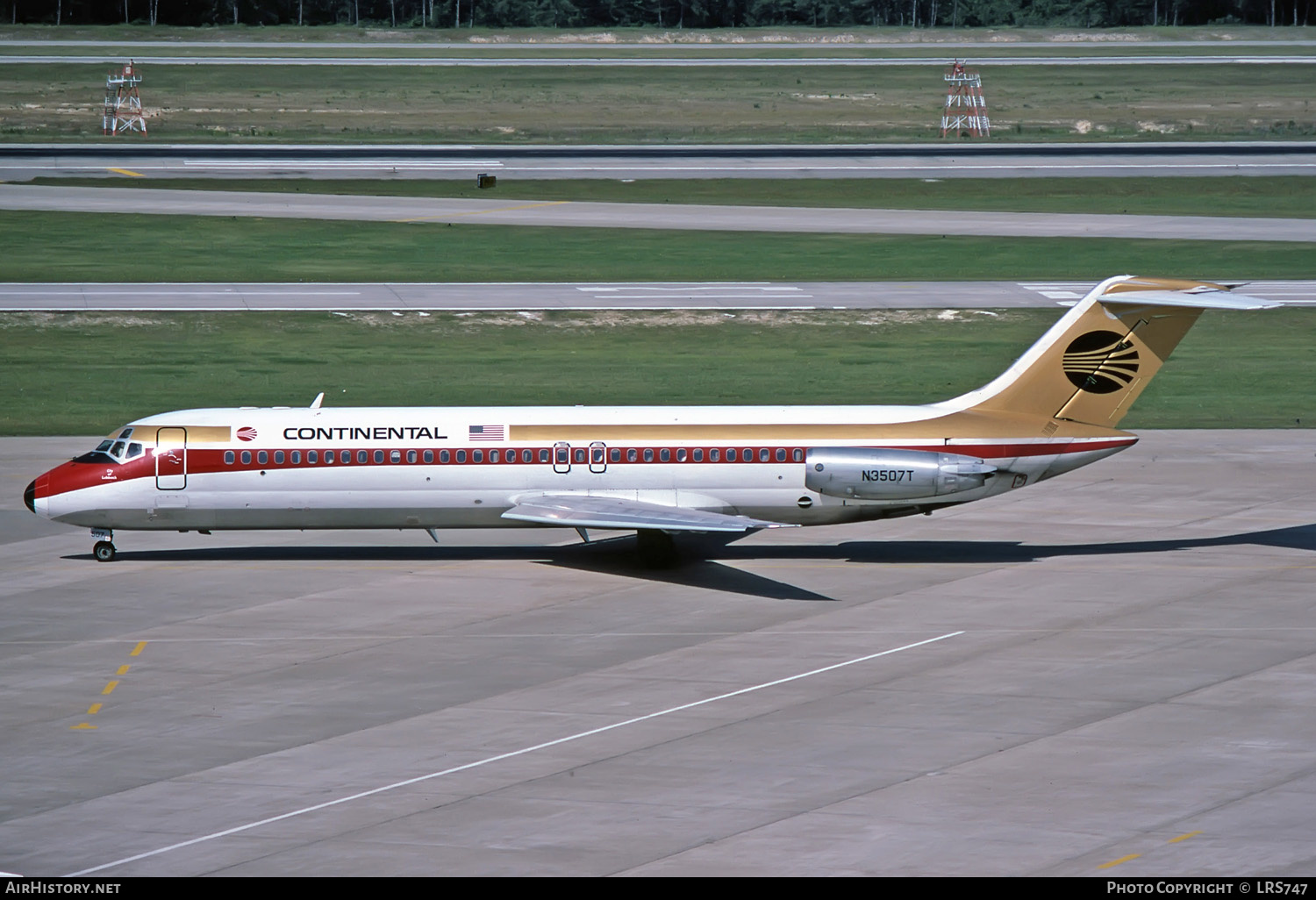Aircraft Photo of N3507T | McDonnell Douglas DC-9-32 | Continental Airlines | AirHistory.net #254558