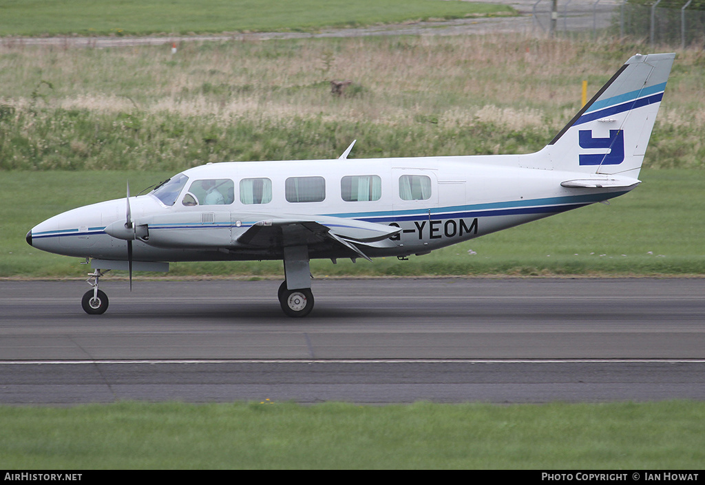 Aircraft Photo of G-YEOM | Piper PA-31-350 Chieftain | Foster Yeoman | AirHistory.net #254573