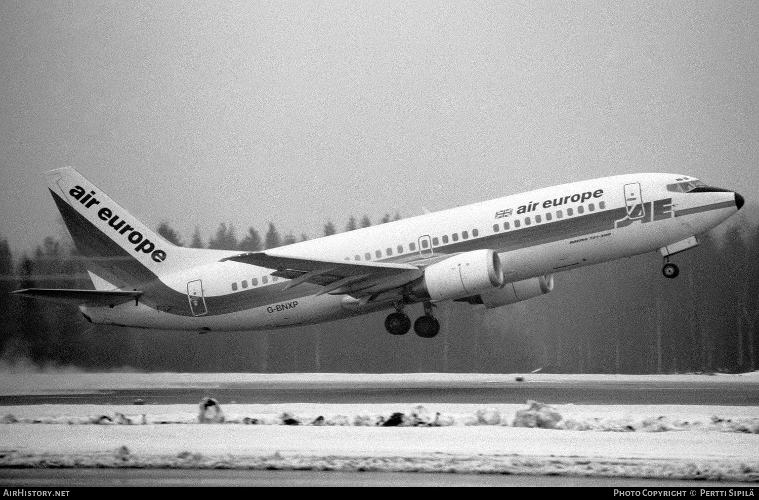 Aircraft Photo of G-BNXP | Boeing 737-3S3 | Air Europe | AirHistory.net #254582