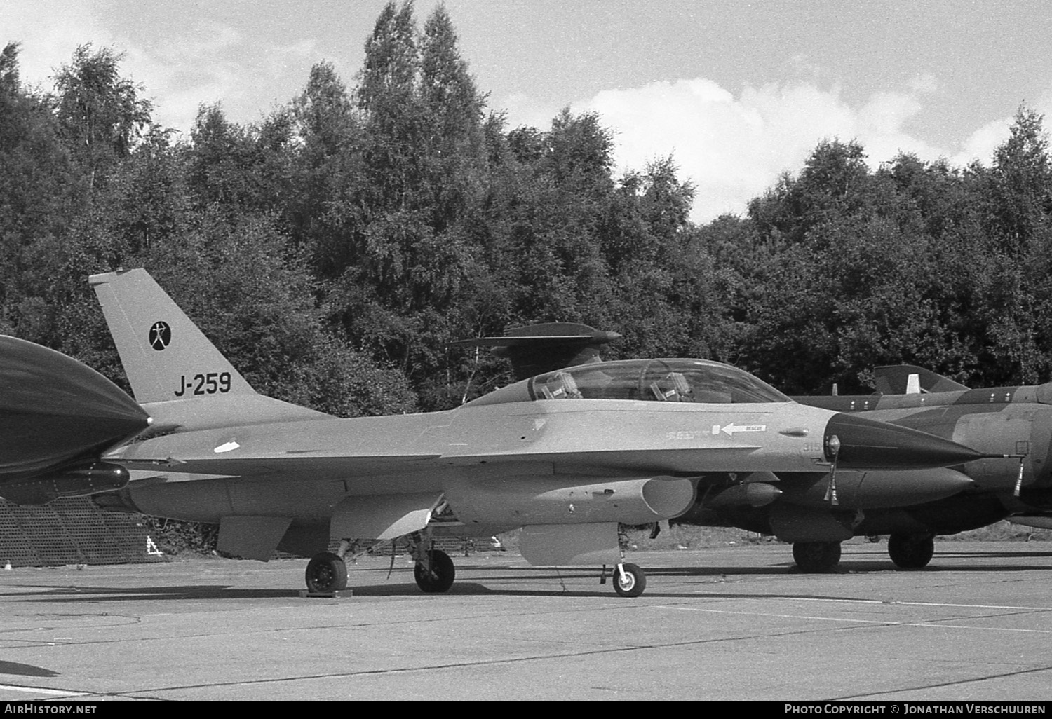 Aircraft Photo of J-259 | General Dynamics F-16B Fighting Falcon | Netherlands - Air Force | AirHistory.net #254683