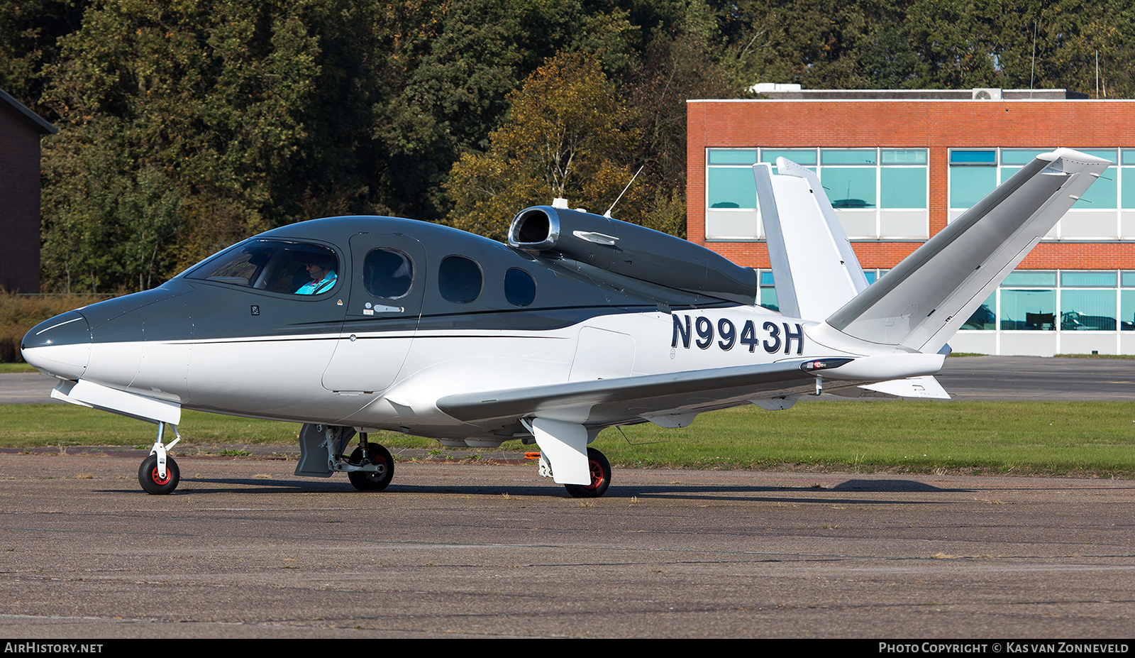 Aircraft Photo of N9943H | Cirrus SF-50 Vision | AirHistory.net #254842