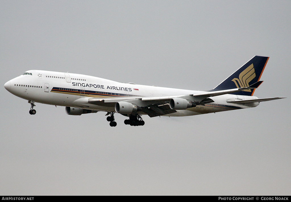 Aircraft Photo of 9V-SPH | Boeing 747-412 | Singapore Airlines | AirHistory.net #254955