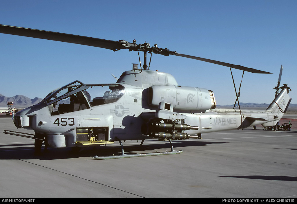 Aircraft Photo of 162573 | Bell AH-1W Super Cobra (209) | USA - Marines | AirHistory.net #255021